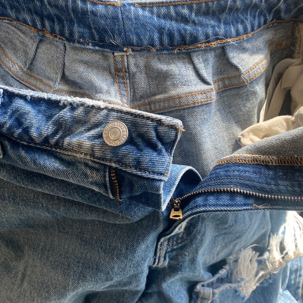 Altered A&F Ripped Jeans - Picture 7 of 11